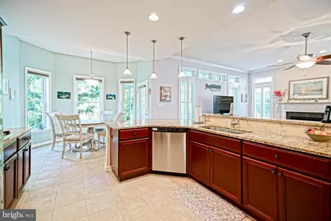 Kitchen - 35231 Seaport Loop, Lewes, DE 19958 photo 5 of 6