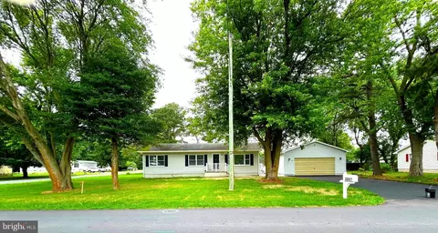 36697 W Club House Rd, Ocean View, DE 19970