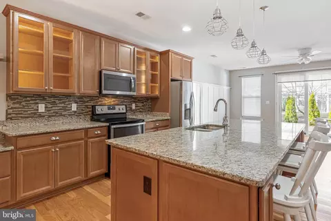 2 Smithfield Ct #108, Ocean View, DE 19970