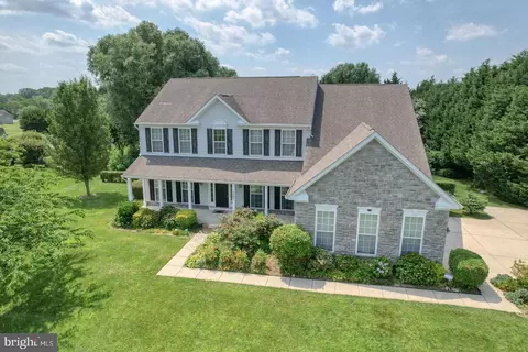 8482 Glade Dr, Milford, DE 19963