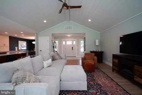 Entry Way - 29 Harborview Rd, Lewes, DE 19958 photo 2 of 2