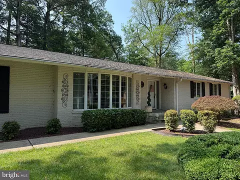 32516 Holly Oak Dr, Laurel, DE 19956