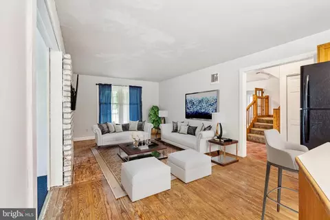 Living - 20175 Beaver Dam Rd, Lewes, DE 19958 photo 6 of 8