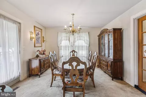 Dining - 20175 Beaver Dam Rd, Lewes, DE 19958 photo 1 of 4