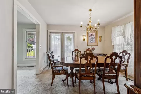 Dining - 20175 Beaver Dam Rd, Lewes, DE 19958 photo 3 of 4