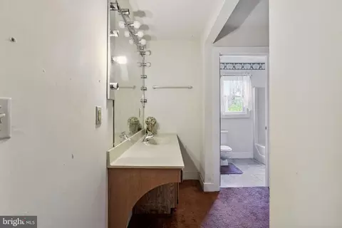 Entry Way - 20175 Beaver Dam Rd, Lewes, DE 19958 photo 4 of 6