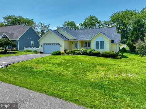 306 Country Pl, Millsboro, DE 19966