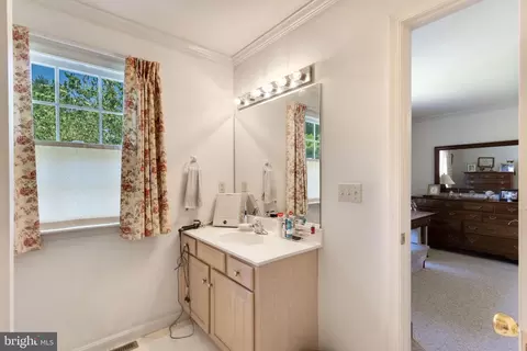 Bath - 311 Christopher Dr, Seaford, DE 19973 photo 2 of 3