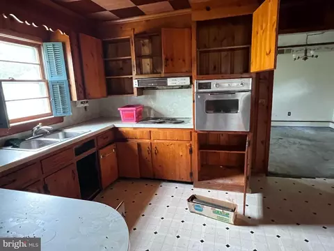 Kitchen - 9253 Jones Dr, Laurel, DE 19956 photo 1 of 2