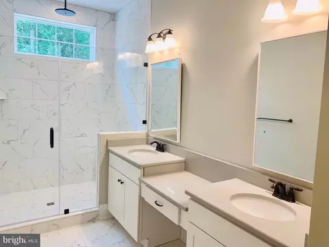 Bath - 8 Patriots Way, Georgetown, DE 19947 photo 2 of 2
