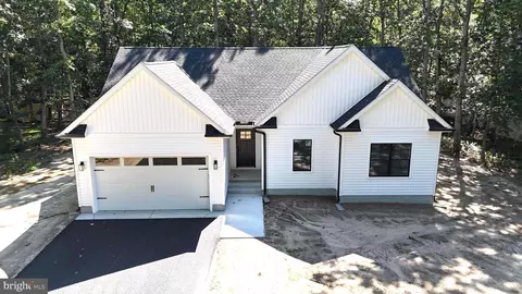 14064 Jana Cir E, Seaford, DE 19973