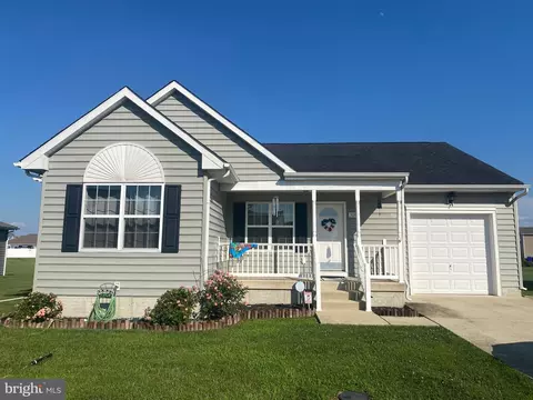 309 Planters Dr, Seaford, DE 19973