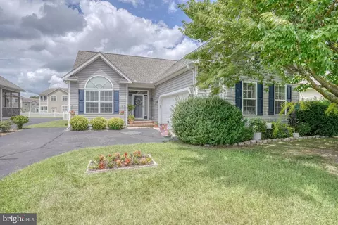 14 Clearview Dr, Milford, DE 19963