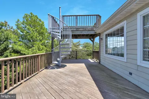 Exterior - 38807 Bayfront Dr, Ocean View, DE 19970 photo 10 of 20
