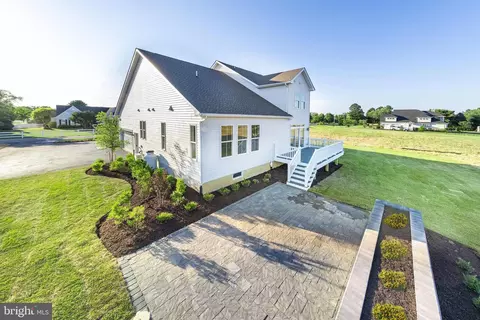 Exterior - 16404 Amora Dr, Milton, DE 19968 photo 2 of 4