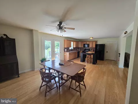 Dining - 18453 Josephs Rd, Milton, DE 19968 photo 2 of 2