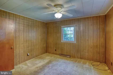 Bedroom - 15022 Wilson Hill Rd, Georgetown, DE 19947 photo 2 of 2