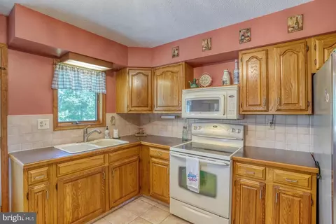 Kitchen - 3 Betsy Ln, Ocean View, DE 19970 photo 1 of 4