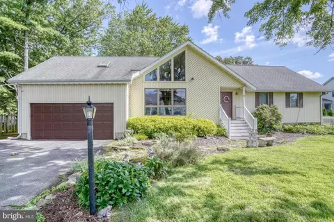 Exterior - 3 Betsy Ln, Ocean View, DE 19970 photo 1 of 7