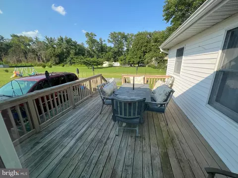 Exterior - 34788 Susan Beach Rd, Laurel, DE 19956 photo 3 of 4
