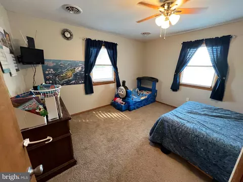 Bedroom - 34788 Susan Beach Rd, Laurel, DE 19956 photo 2 of 3