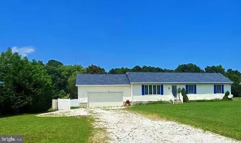38182 Piney Point Rd, Ocean View, DE 19970