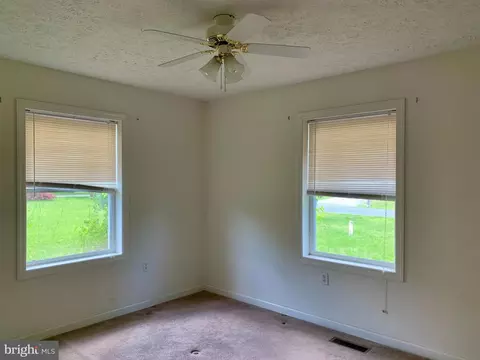 21658 Hackney Cir, Lincoln, DE 19960 photo 17