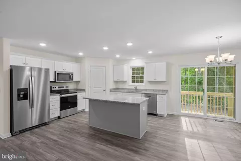 Kitchen - 32733 Tussock Dr, Laurel, DE 19956 photo 1 of 1