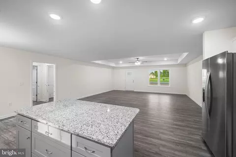 Living - 32733 Tussock Dr, Laurel, DE 19956 photo 2 of 2