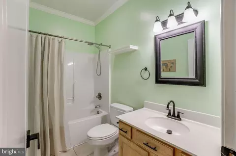 Bath - 33015 Forest Knoll Dr, Laurel, DE 19956 photo 1 of 2