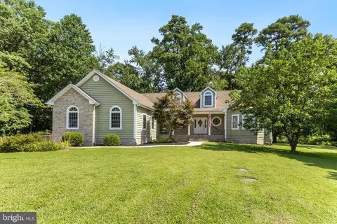 33015 Forest Knoll Dr, Laurel, DE 19956