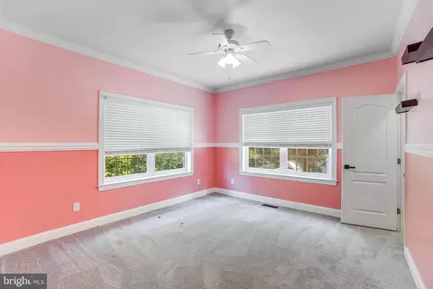 Bedroom - 33015 Forest Knoll Dr, Laurel, DE 19956 photo 3 of 10