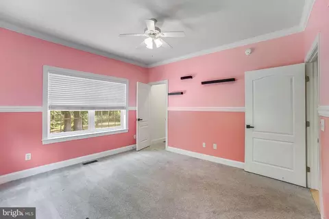 Bedroom - 33015 Forest Knoll Dr, Laurel, DE 19956 photo 4 of 10
