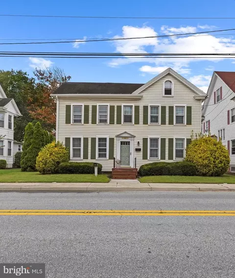 206 S Main St, Bridgeville, DE 19933