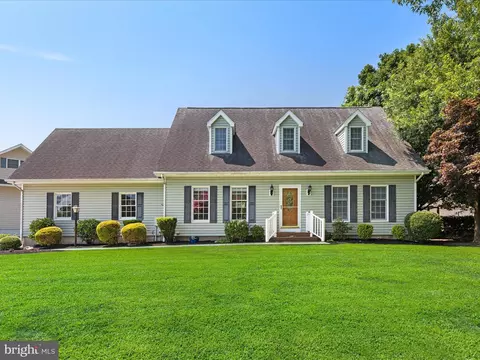 Exterior - 417 Jackie Dr, Ocean View, DE 19970 photo 2 of 20