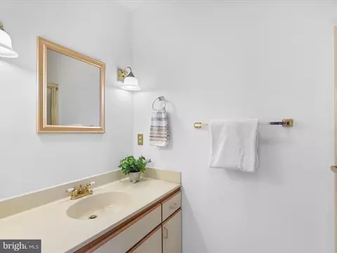 Bath - 417 Jackie Dr, Ocean View, DE 19970 photo 2 of 3