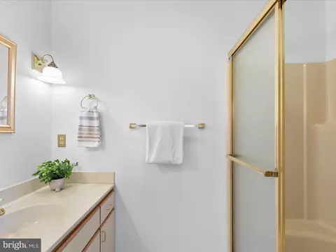 Bath - 417 Jackie Dr, Ocean View, DE 19970 photo 3 of 3