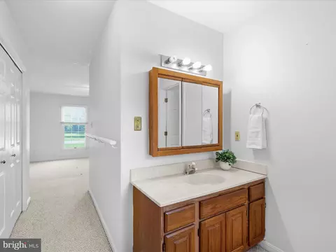 Entry Way - 417 Jackie Dr, Ocean View, DE 19970 photo 3 of 4