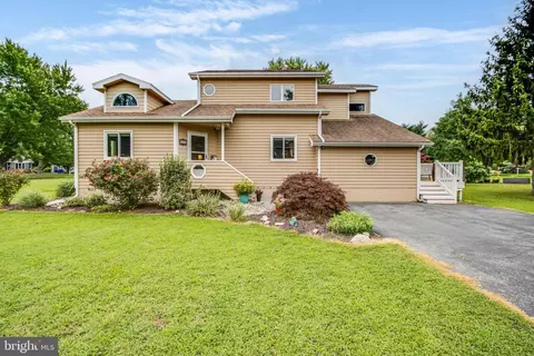 403 Jackie Dr, Ocean View, DE 19970