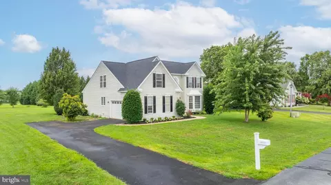 15274 Robinson Dr, Milton, DE 19968