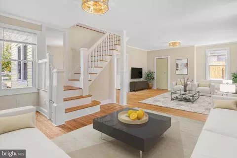 Living - 111 Chestnut St, Milton, DE 19968 photo 1 of 6