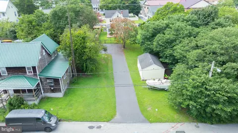 View/Area - 111 Chestnut St, Milton, DE 19968 photo 4 of 12