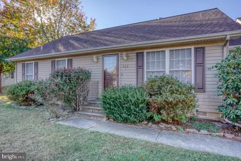 202 2nd St, Greenwood, DE 19950