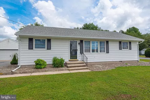 Exterior - 32007 Stone Ln, Dagsboro, DE 19939 photo 1 of 4