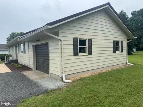 Exterior - 29405 Edgewood Ave, Laurel, DE 19956 photo 1 of 2