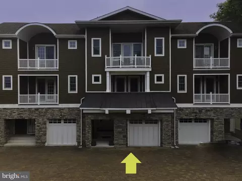 38520 Pine Ln #2, Rehoboth Beach, DE 19971