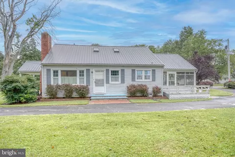 219 Hickory Ln, Seaford, DE 19973
