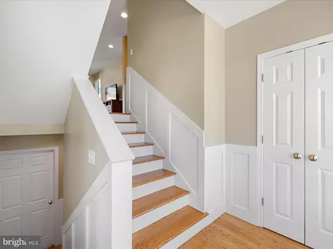 Entry Way - 10 S Shore Dr, Bethany Beach, DE 19930 photo 3 of 4