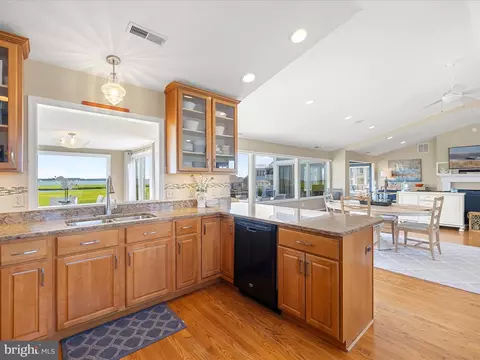Kitchen - 10 S Shore Dr, Bethany Beach, DE 19930 photo 2 of 3