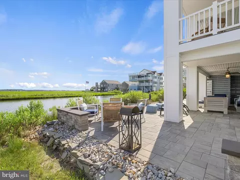 Exterior - 10 S Shore Dr, Bethany Beach, DE 19930 photo 11 of 24